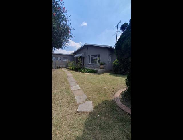 3 BEDROOM PROPERTY TO RENT IN WYCHWOOD